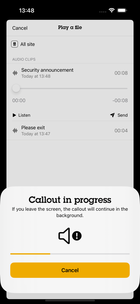 AXIS Audio Manager - Interface of the AXIS Audio Manager app showing a callout in progress with options for security announcements and audio playback control.