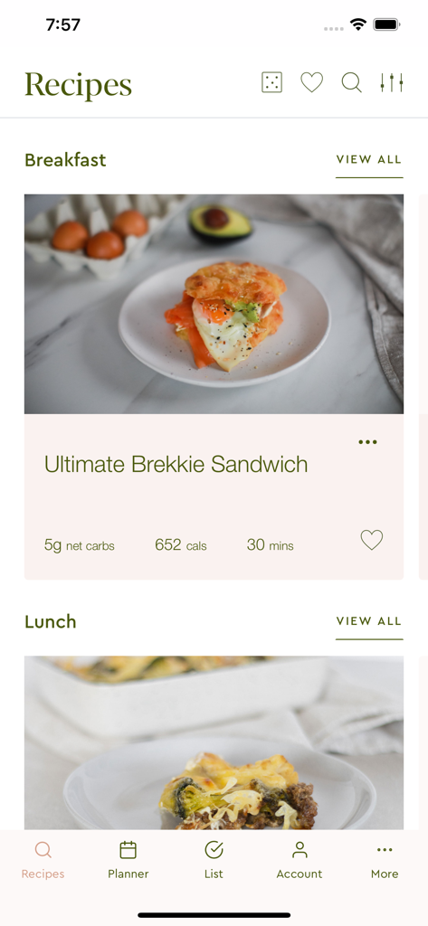 Welle Club - Welle Club mobile app interface showing a list of keto recipes including a breakfast sandwich with carb and calorie details