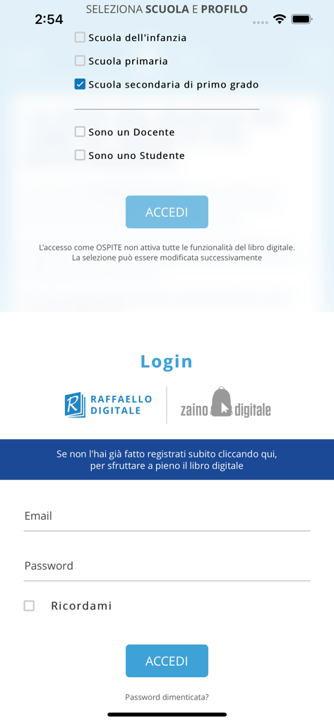 Login screen of the Raffaello Player educational app with school level selection and email login fields