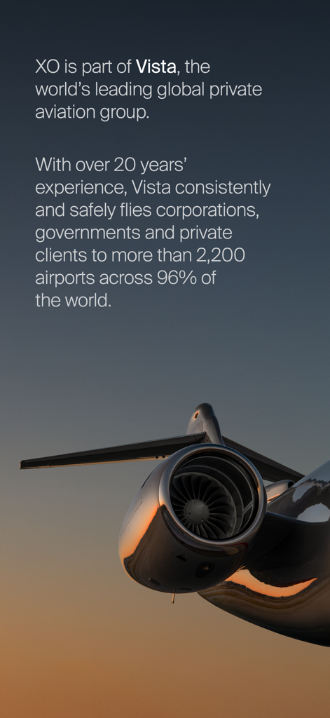 Motore di jet privato al tramonto con testo sull'esperienza e la rete di aviazione globale di Vista.