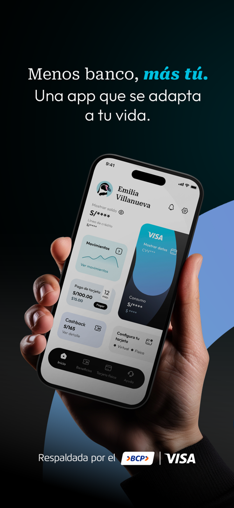 Una mano sosteniendo un smartphone que muestra el panel de la app iO con una tarjeta Visa digital y el saldo de cashback