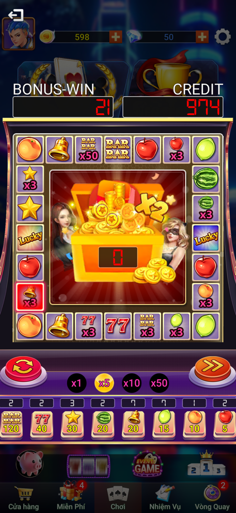 Tiến Lên Offline - Phỏm, Tá Lả - Interfaz del juego de tragamonedas de frutas Xèng Hoa Quả en la aplicación Tiến Lên Offline