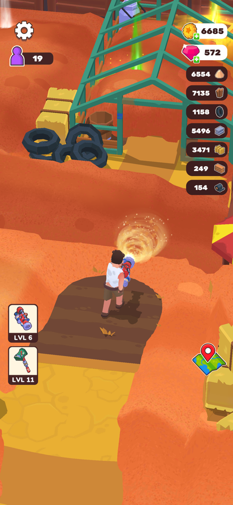 Um personagem usa uma ferramenta de vácuo para limpar a areia e descobrir recursos em um cenário de deserto pós-apocalíptico no jogo Wasteland Life Survival Idle.