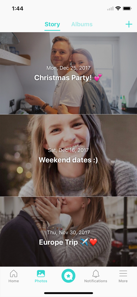 Eine chronologische Story-Leiste in der Between App mit Fotos und Erinnerungen, die zwischen einem Paar geteilt wurden.