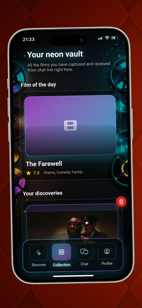 Cinе Snаp - Interfaccia della collezione di film "vault" al neon dell'app Cine Snap e raccomandazioni "film del giorno" con voti IMDb.