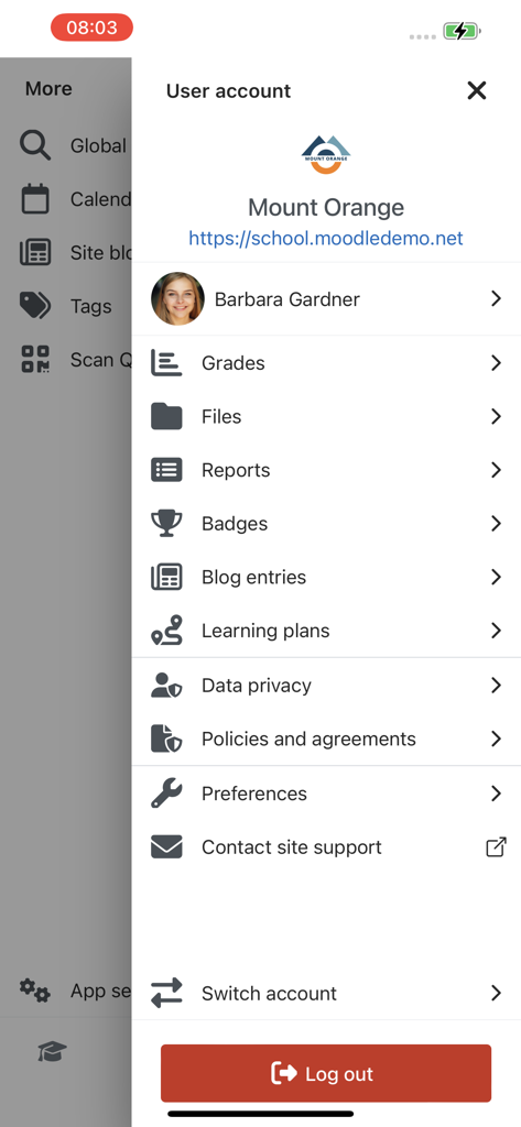 Écran de compte utilisateur de l'application mobile Moodle montrant les paramètres du profil et les options académiques