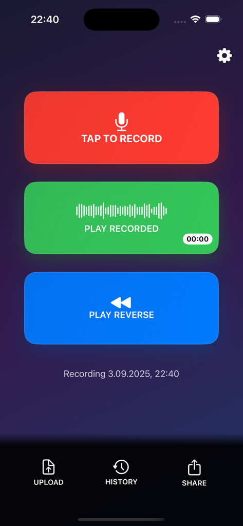 Main screen of the Reverse Sing app with buttons to record and play audio backwards