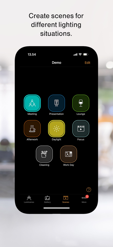Casambi-App-Oberfläche mit anpassbaren Lichtszenen für Besprechungen, Lounge und Arbeit