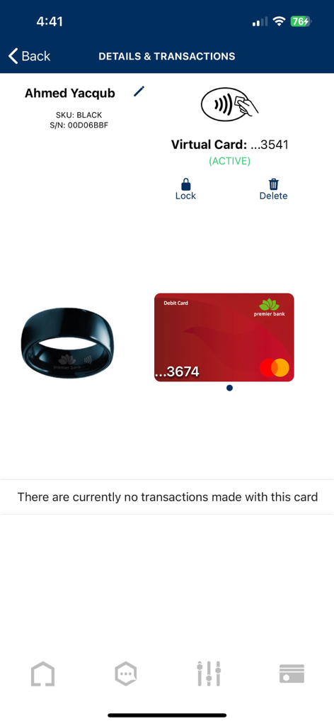 Premier Wear - Interfaz de la aplicación Premier Wear que muestra un anillo de pago negro vinculado a una tarjeta de débito