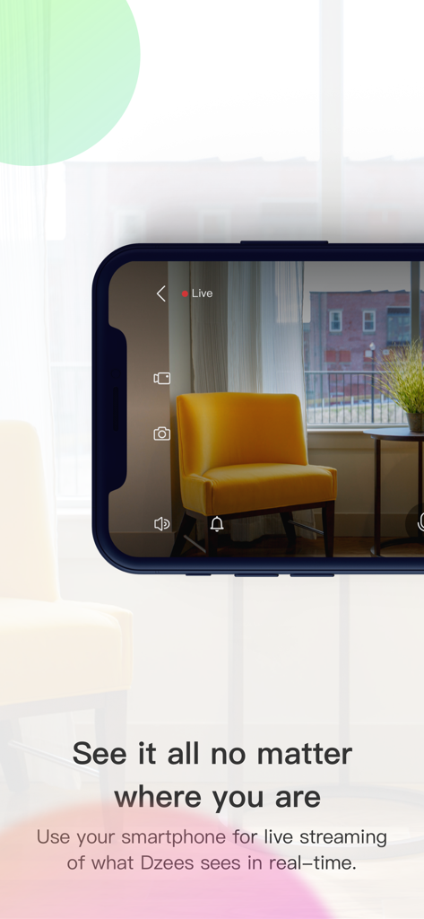 Application Dzees Home sur un smartphone montrant un flux vidéo en direct d'un salon moderne.