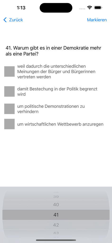Leben in Deutschland 300Fragen - Pantalla de la aplicación móvil mostrando una pregunta de opción múltiple para el examen de ciudadanía alemana
