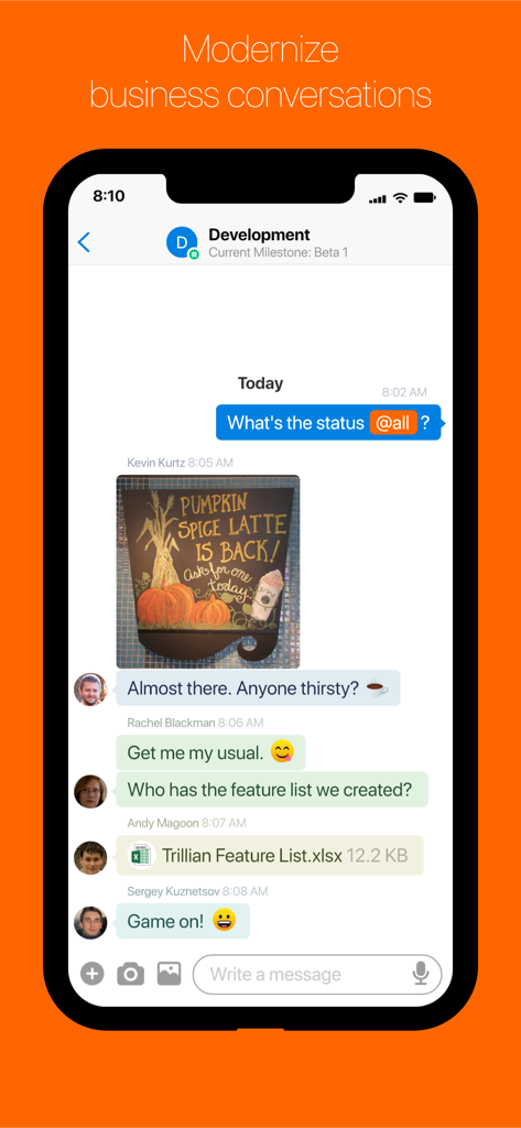 Trillian - Interface de l'application Trillian affichant une conversation de groupe professionnelle sécurisée et des fichiers partagés.