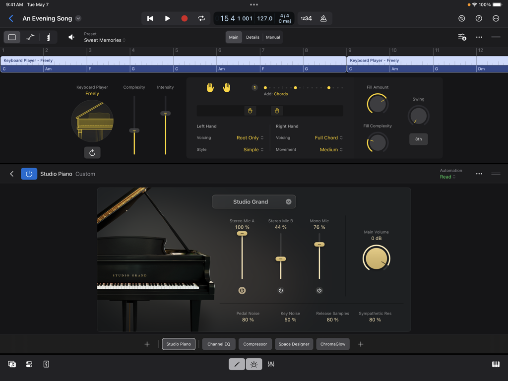Oberfläche von Logic Pro für iPad, die Einstellungen für das Studio Grand Piano und Steuerelemente für den Keyboard Session Player zeigt
