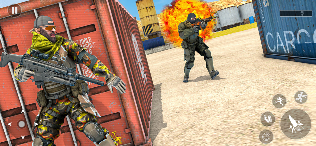 Fire Battleground Fps Survival - Un soldado con equipo de camuflaje sostiene un rifle en un campo de batalla industrial mientras ocurre una explosión al fondo.