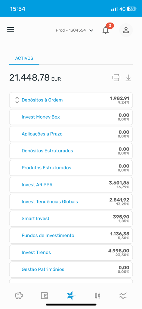 Mobile app screen showing a portfolio overview with various financial assets like deposits, retirement plans, and investment funds in Euros.