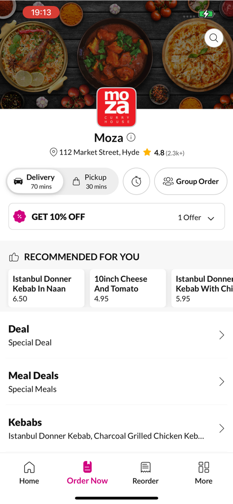 Moza. - Interface do aplicativo de entrega de comida Moza mostrando o menu e as ofertas do Moza Curry House