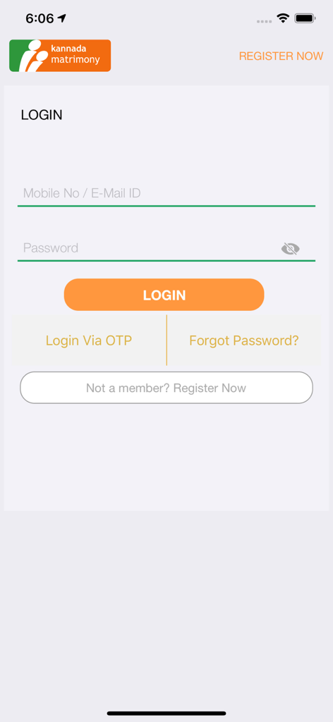 Anmeldebildschirm für die KannadaMatrimony-App mit Feldern für Mobilnummer oder E-Mail und Passwort