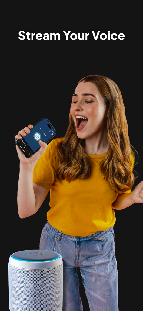 Speaker & Headphones Connect - Una mujer cantando a su smartphone para transmitir su voz a un altavoz conectado.
