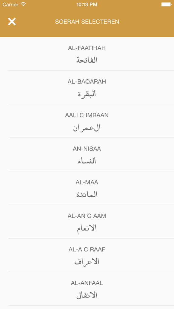 De Koran - Surah selection screen in the De Koran app showing a list of chapters in Dutch and Arabic
