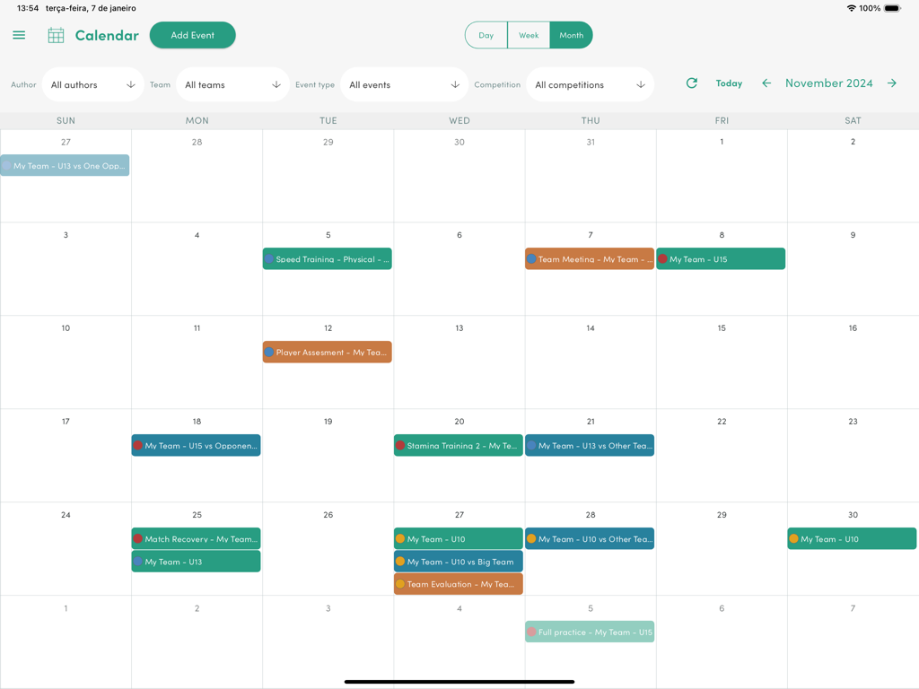 Tactical Boards - L'interface du calendrier d'entraînement de l'application Tactical Boards montrant divers événements d'équipe programmés
