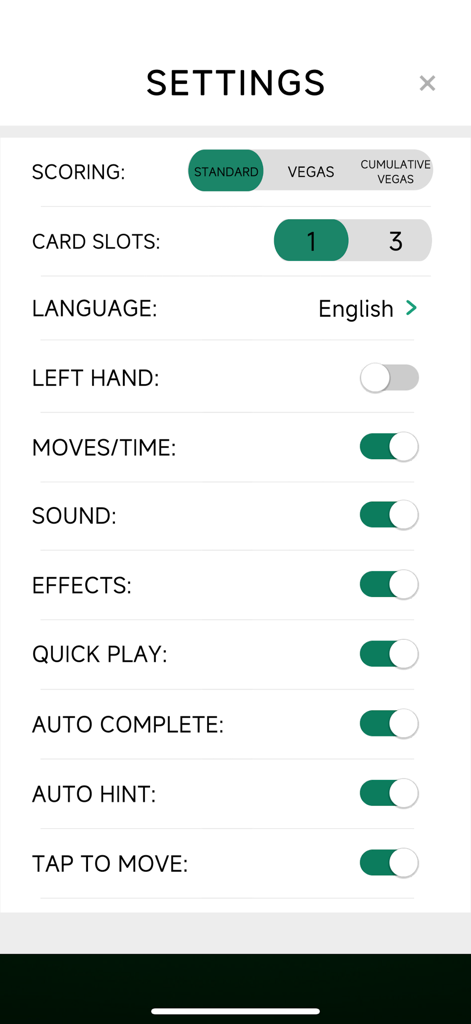 Solitaire Classic - 2026 - La pantalla de configuración de Solitaire Classic 2026 que muestra la personalización del juego y las opciones de accesibilidad como el modo para zurdos y el autocompletado.
