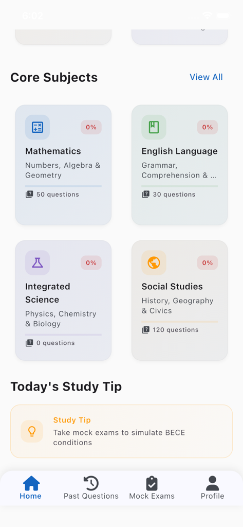 BECE Past Questions & Mocks - Tela inicial do aplicativo móvel mostrando as disciplinas principais para preparação para o exame BECE, incluindo Matemática e Língua Inglesa