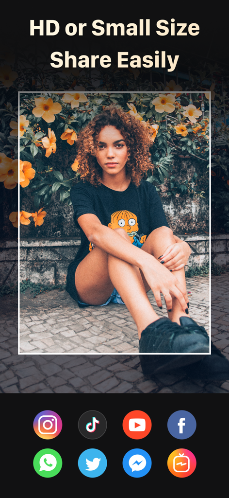 Fotoshow: Photo to video maker - Fotoshow app interface showing video sharing options to social media platforms like Instagram and TikTok