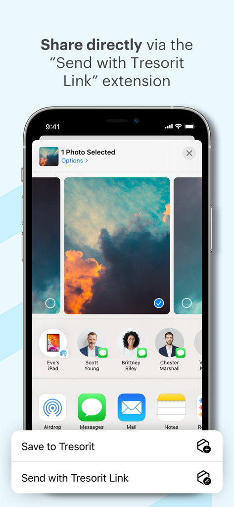 Tresorit - Extensão de compartilhamento do iOS da Tresorit mostrando a opção 'Enviar com link Tresorit' para compartilhamento seguro de arquivos.