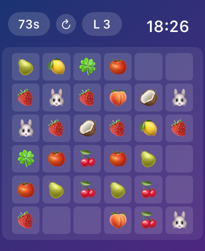 Happy Match for Watch - Tela de jogabilidade do Happy Match for Watch mostrando uma grade de emojis de frutas e animais com um cronômetro de 90 segundos