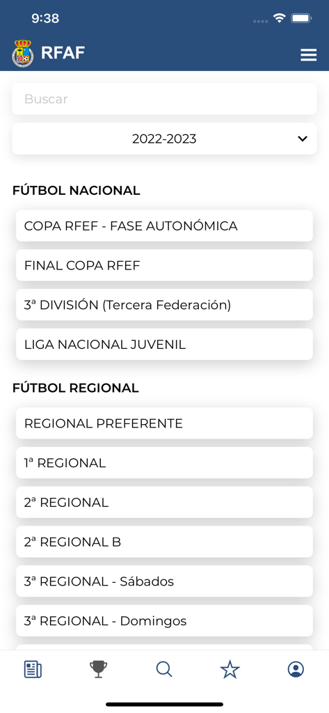 FutbolAragón - Captura de tela do aplicativo FutbolAragon mostrando opções de ligas de futebol nacionais e regionais