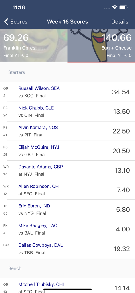 MFL Platinum app interface displaying a fantasy football matchup between two teams with live scores and starter player statistics for Week 16