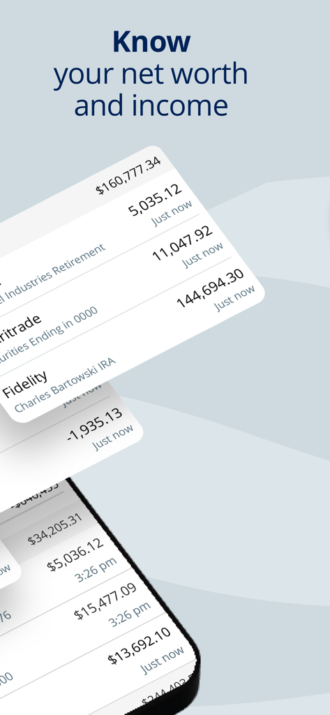 Interfaz de la aplicación Empower que muestra el seguimiento del patrimonio neto y los ingresos con cuentas financieras vinculadas