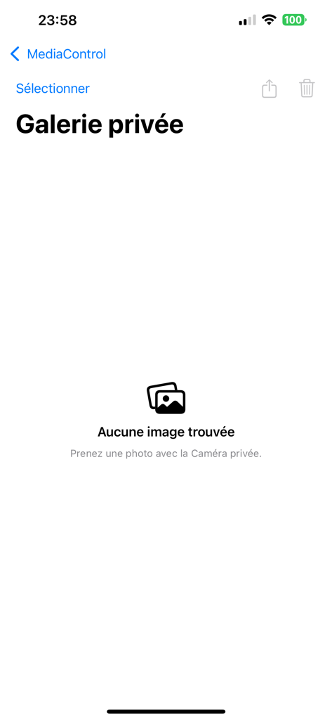 MediaControl - Interfaz de galería privada vacía de la aplicación MediaControl que muestra un mensaje para tomar una foto