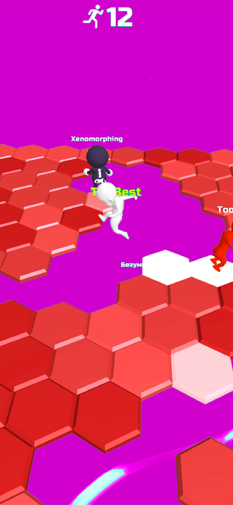 Do Not Fall .io - Personajes multijugador saltando en plataformas hexagonales que desaparecen en una arena púrpura en Do Not Fall .io