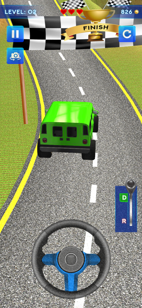 Hill Climb Car: Racing Game 3D - Um veículo 4x4 verde se aproximando de uma faixa de chegada quadriculada em uma estrada de montanha com controles de direção na tela.